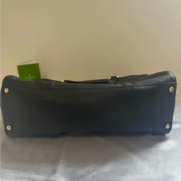 Kate Spade New York Authentic Leather Satchel NWOT - Picture 3 of 6